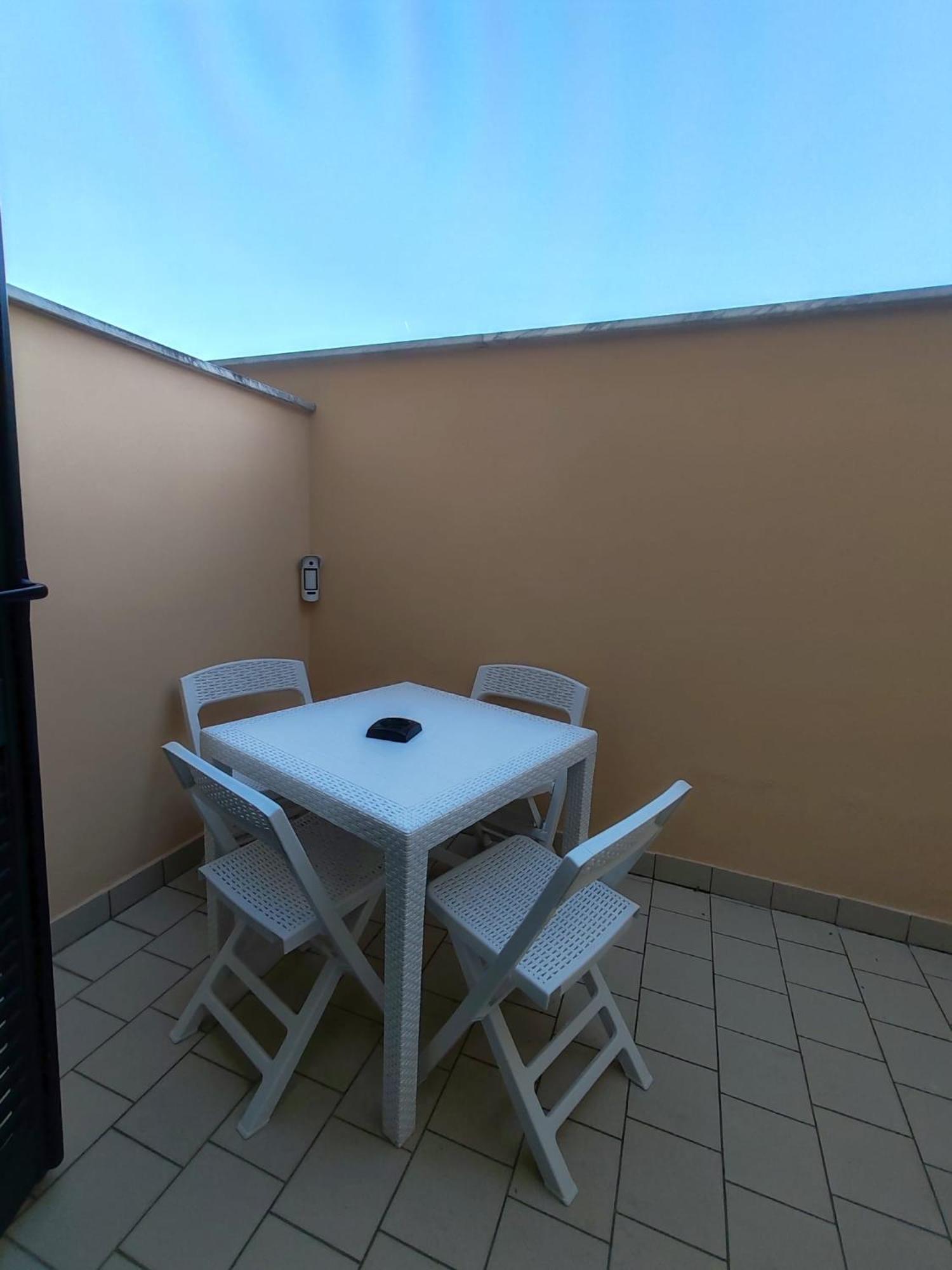 Ondina Apartment In Versilia Viareggio Exterior foto